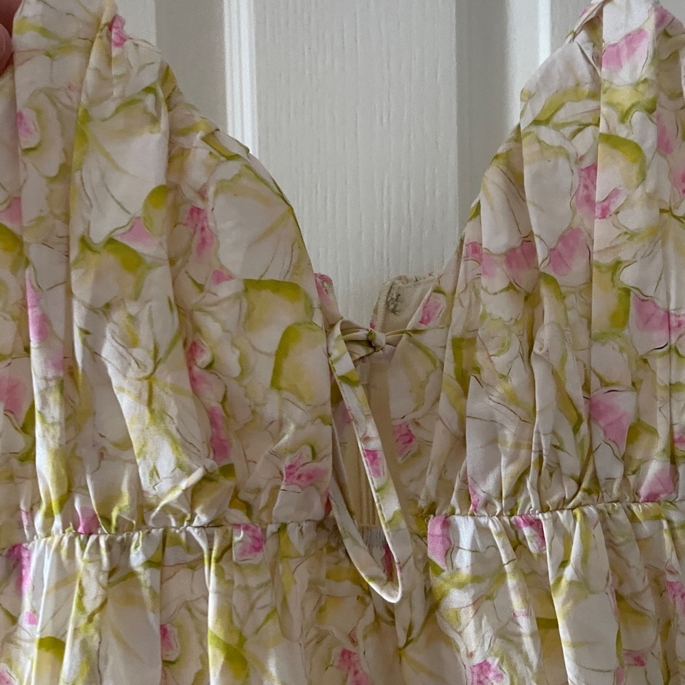 Astr Light Yellow Floral Midi Dress - Picture 3 of 7